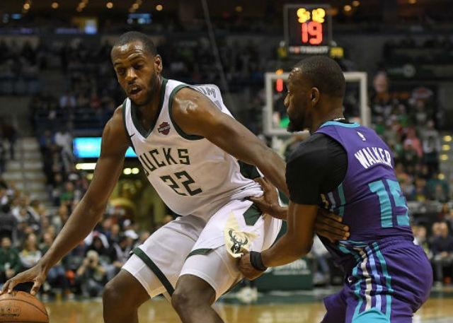 在防守端 在防守端