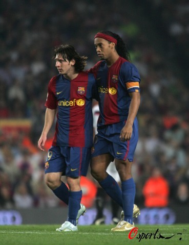 凭借出色的 凭借出色的